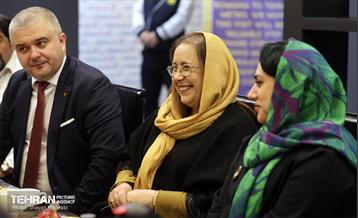 افتتاح نمایشگاه عکس رومانی در ایستگاه مترو تجریش 24