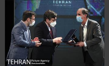 مراسم اختتامیه پنجمین دوره جایزه جهانی خشت طلایی تهران 61