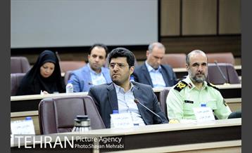 بیست و سومین جلسه شوراى معاونین، مشاورین و شهرداران مناطق ٢٢ گانه شهردارى تهران 7