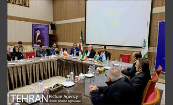 نشست نخبگان و پژوهشگران "سمپوزیوم مدیریت دانش و نوآوری در شهر" 13