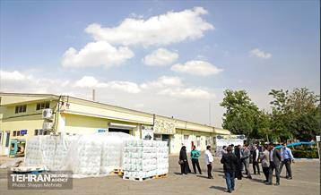 دومین مرحله از طرح اهداء بسته های معیشتی به پاکبانان 30