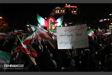 هفتادوپنجمین شب اجتماع دفاع از انقلاب 10