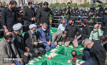 مراسم تشییع و خاکسپاری دوشهید گمنام دفاع مقدس در دریاچه چیتگر 63