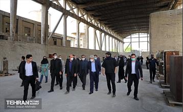 بازدید معاون علمی و فناوری رئیس‌جمهور از کارخانه سیمان ری 24