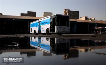 مراحل آماده سازى اکیپ هاى سیار واکسیناسیون شهردارى تهران 21