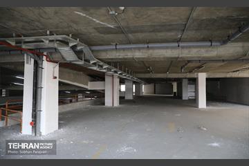 اینجا کارگاهه؛ پارکینگ مینابی 24