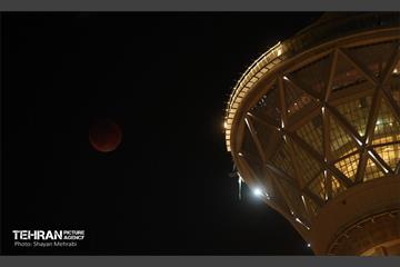 ماه خونین» 17