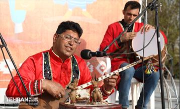 اجرای کارناوال نوروزی لبخند بهار در بوستان دانشجو 9