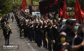 دسته عزاداری دانشگاه امام صادق(ع) در ظهر تاسوعا 21