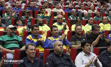 همایش تجلیل از کارگران شهرداری منطقه ۵ 37