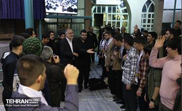 نشست صمیمانه شهردار تهران با دانش آموزان بسیجی سراسر کشور 45
