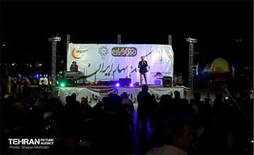 برج آزادی میزبان مسافران نوروزی 15