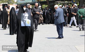 مراسم تشییع پیکر نادر طالب‌زاده 3