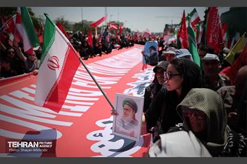 تشییع پیکر آقای شهید ایران - 4 57