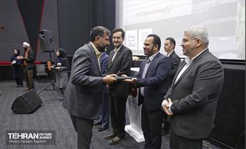 همایش تجلیل از کارگران شهرداری منطقه ۵ 6