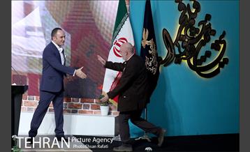 مراسم اختتامیه سی و پنجمین جشنواره فیلم فجر‎ 17