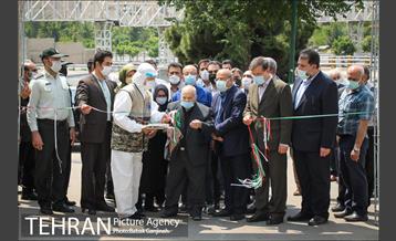 آغاز به کار نخستین مرکز واکسیناسیون خودرویی در تهران 4