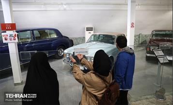 بازدید دانشجویان خارجی از مجموعه فرهنگی تاریخی سعدآباد 8