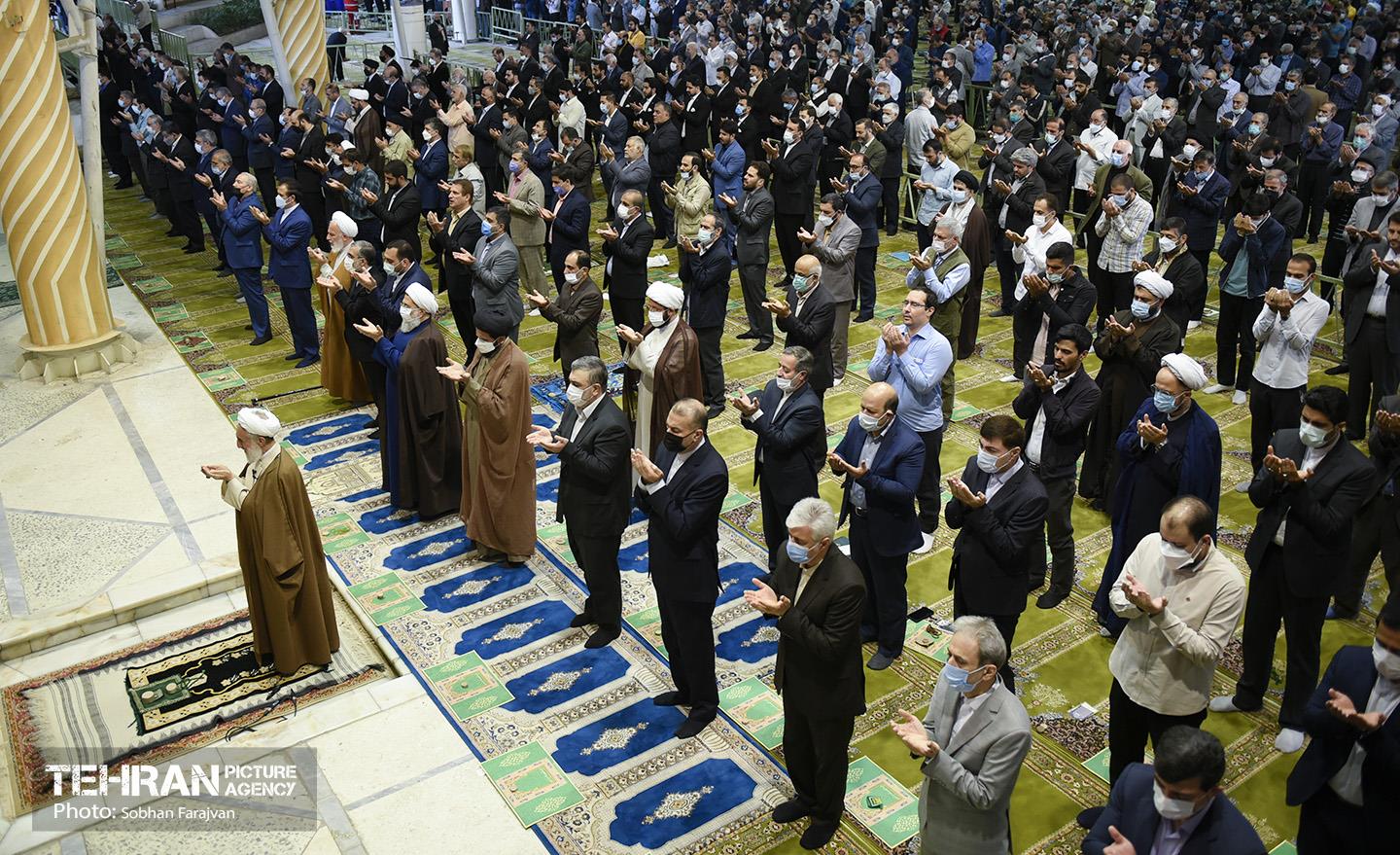 اقامه نماز عید سعید فطر در دانشگاه تهران 23