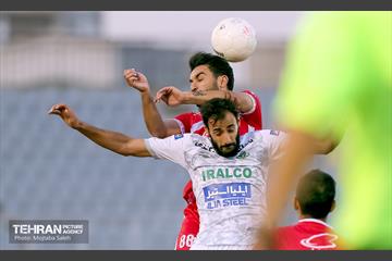 دیدار تیم های فوتبال پرسپولیس و آلومینیوم اراک 15