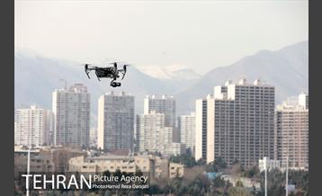 پروازدسته جمعی  پهپادها در برج میلاد تهران 17