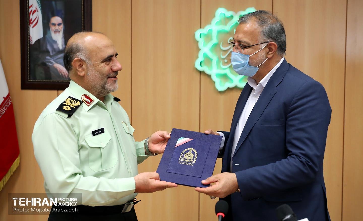 نشست شهردار تهران با فرمانده نیروی انتظامی تهران بزرگ 24