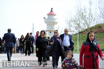 اراضی عباس آباد در ایام نوروز 7