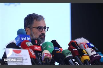 نشست خبری رویداد بین‌المللی طراحی کارتون، کاریکاتور و پوستر «هولوساید ۲۰۲۴» 33