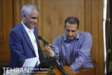 جلسه شورای شهر با حضور شهردار تهران 17