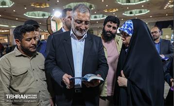 بازدید شهردار تهران از سی‌وپنجمین نمایشگاه بین‌المللی کتاب تهران 24