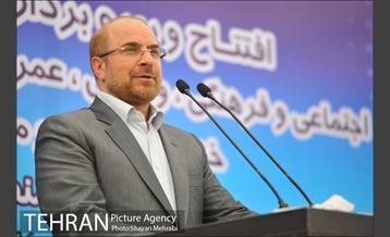 آیین افتتاح و بهره برداری از پروژه های منطقه 15 با حضور دکتر قالیباف 31