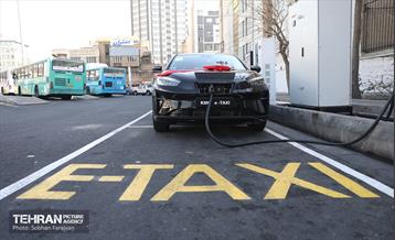 آیین رونمایی از تاکسی‌های برقی  15