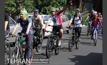 همایش دوچرخه سواری به مناسبت هفته روابط عمومی‎ 20