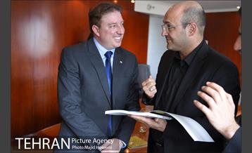 دیدار دکتر گیل آبادی با ادواردو حسین معاون شهردار کیتو پایتخت اکوادور 9