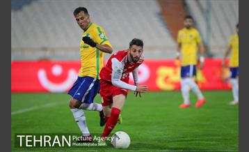 دیدار تیم های فوتبال پرسپولیس و صنعت نفت 8