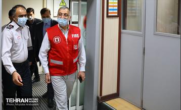 بازدید سرزده شهردار تهران از ستاد فرماندهی عملیات آتش نشانی 5