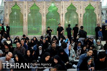 احیای شب نوزدهم ماه مبارک رمضان در حرم امام خمینی(ره) 30