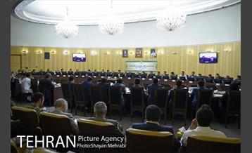 حضور شهردار تهران در بیست و هشتمین اجلاس عمومی شورای عالی استان ها 33