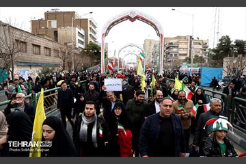 چهل‌و‌‌هفتمین جشن پیروزی انقلاب اسلامی - 3 24