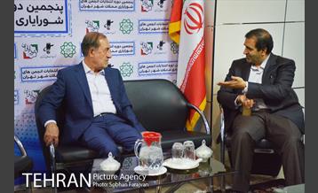 بازدید مرتضی الویری از ستاد انتخابات شورایاری ها 12