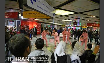 اجراهای خیابانی کمپین از خودمان شروع کنیم 24