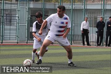 دیدار دوستانه بین پیشکسوتان پرسپولیس-استقلال با کودکان کار 15