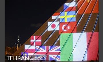 ویدئو مپینگ بر روی برج آزادی با موضوع کرونا  13