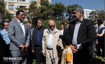 رونمایی مجسمه استاد کمال الملک 26