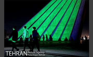 ویدئومپینگ و نور افشانی میدان آزادی به مناسب سالروز پیروزی انقلاب اسلامی 21