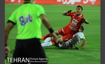 دیدار تیم های پرسپولیس تهران و ماشین سازی  1
