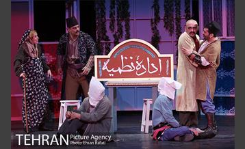 نمایش شیش و بش به کارگردانی جواد روشن 35