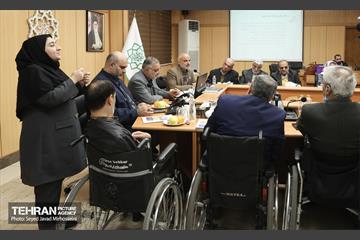نشست صمیمانه  با نخبگان دارای معلولیت 17
