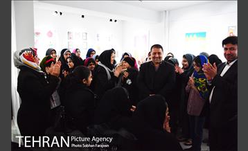 افتتاح نمایشگاه دست های بینا 31