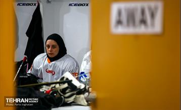 اسکیت هاکی روی یخ زنان 24